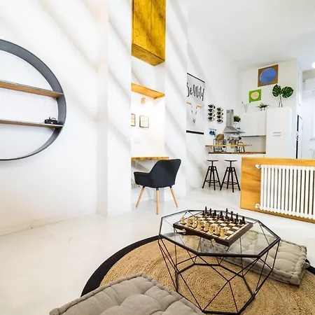 Cenisio Les House Colors Apartment